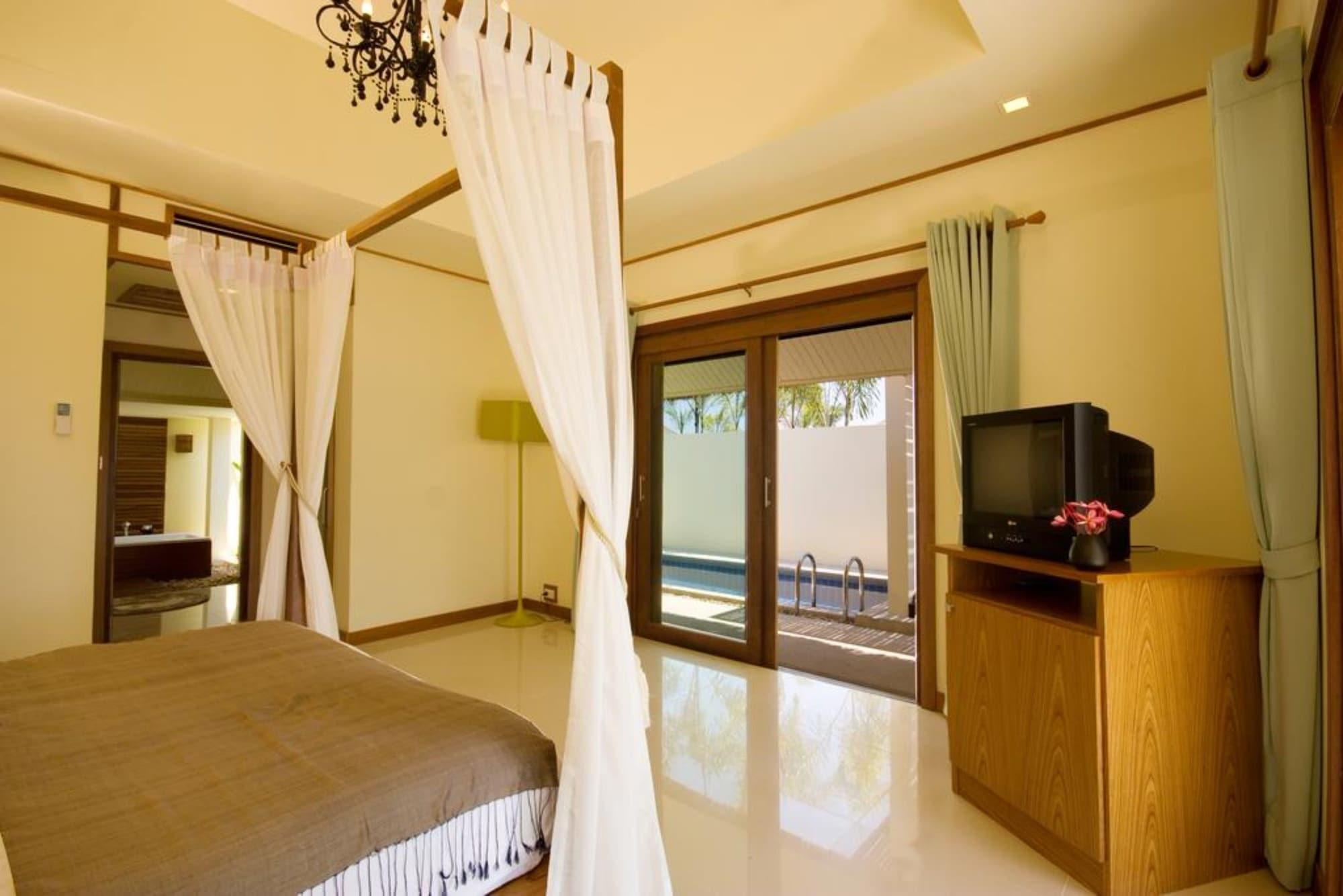 Nantra De Deluxe Hotel Hatjau-part Kültér fotó