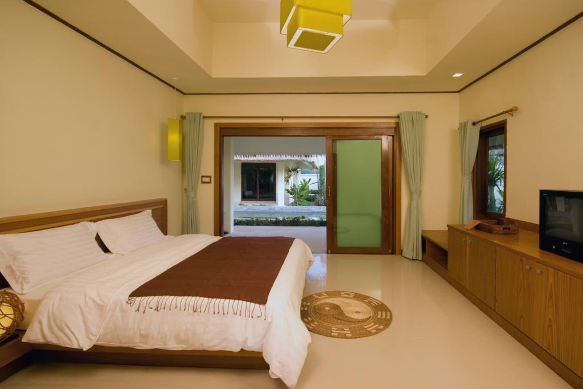 Nantra De Deluxe Hotel Hatjau-part Kültér fotó