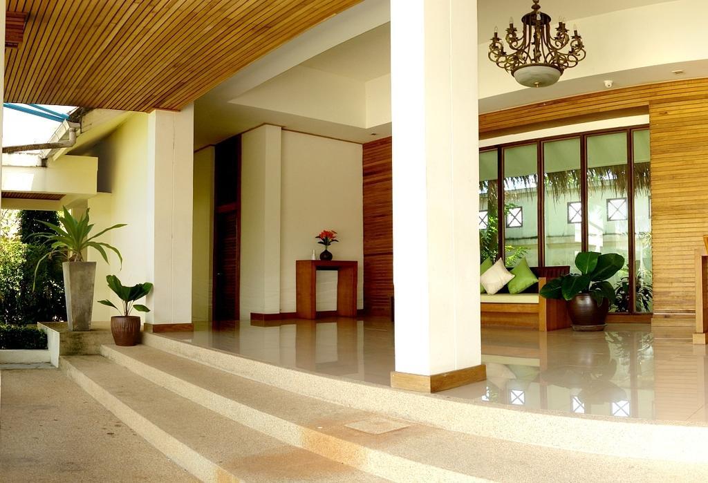 Nantra De Deluxe Hotel Hatjau-part Kültér fotó
