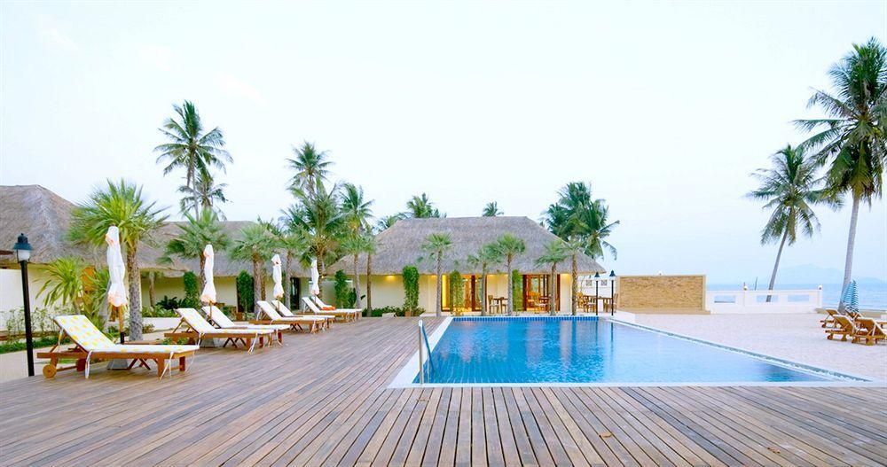 Nantra De Deluxe Hotel Hatjau-part Kültér fotó
