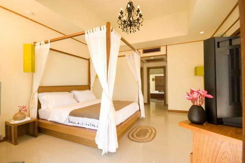 Nantra De Deluxe Hotel Hatjau-part Kültér fotó